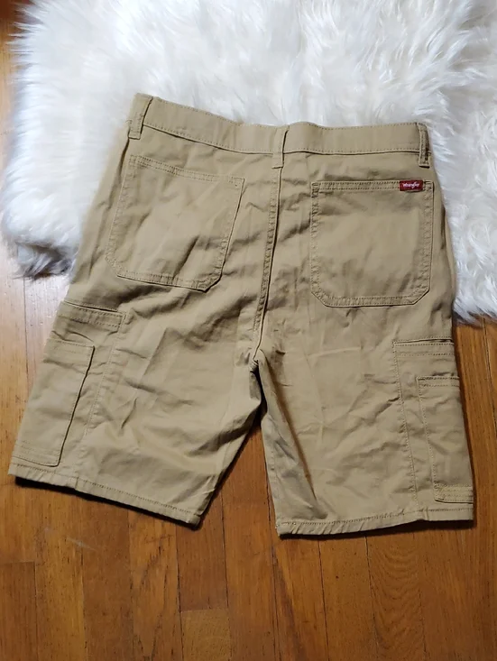 Wrangler Tan Cargo Shorts with Utility Pockets - Picture 10 of 12
